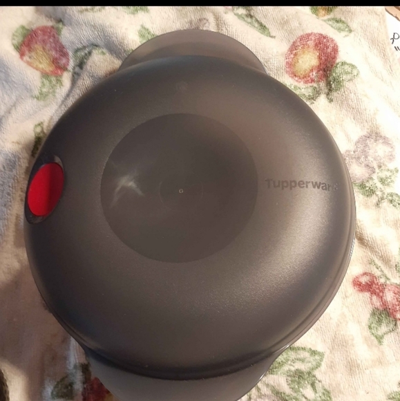 Black Red Tupperware Microwave 1.5L & 1.1L Pre-Owned Excellent - Picture 8 of 12